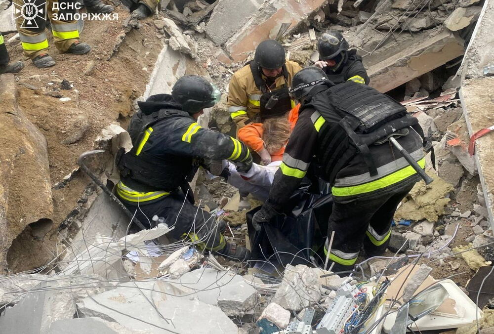 В Запорожье завершена аварийно-спасательная операция: работы продолжались более 46 часов (фото)