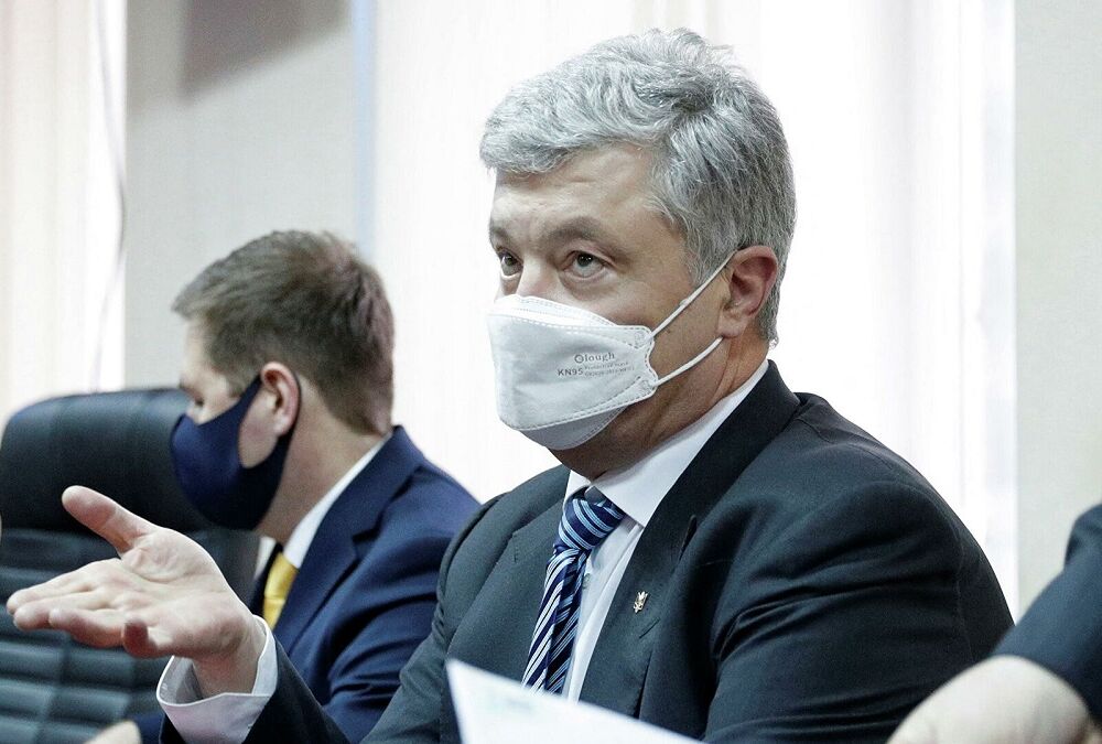 ”Истерический концерт”: в Офисе президента прокомментировали возвращение Порошенко 