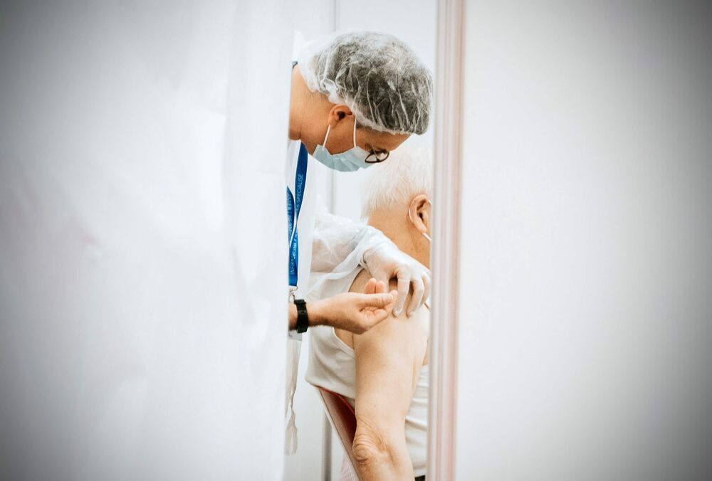 Три страны готовы признать ковидные паспорта Украины