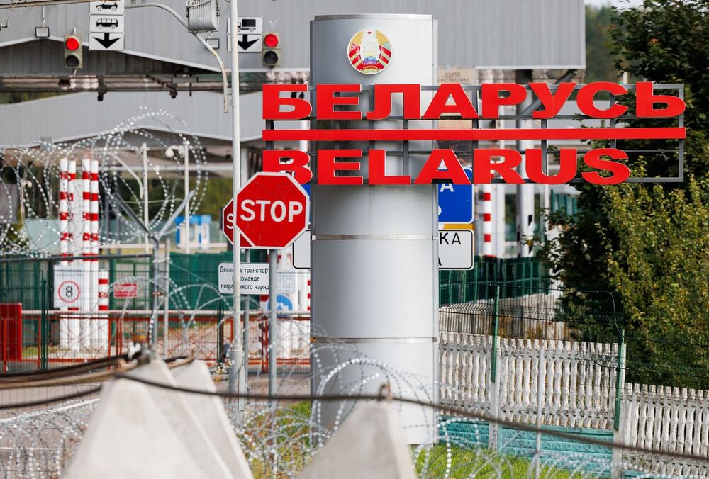 Литва повністю закриває автомобільний кордон із Білоруссю на місяць Литва повністю закриває автомобільний кордон із Білоруссю на місяць