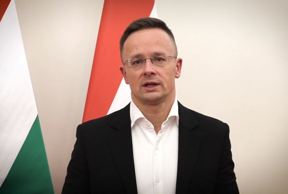 ”Хочуть підштовхнути нас до пропаганди війни”: Сійярто накинувся з критикою на адресу США