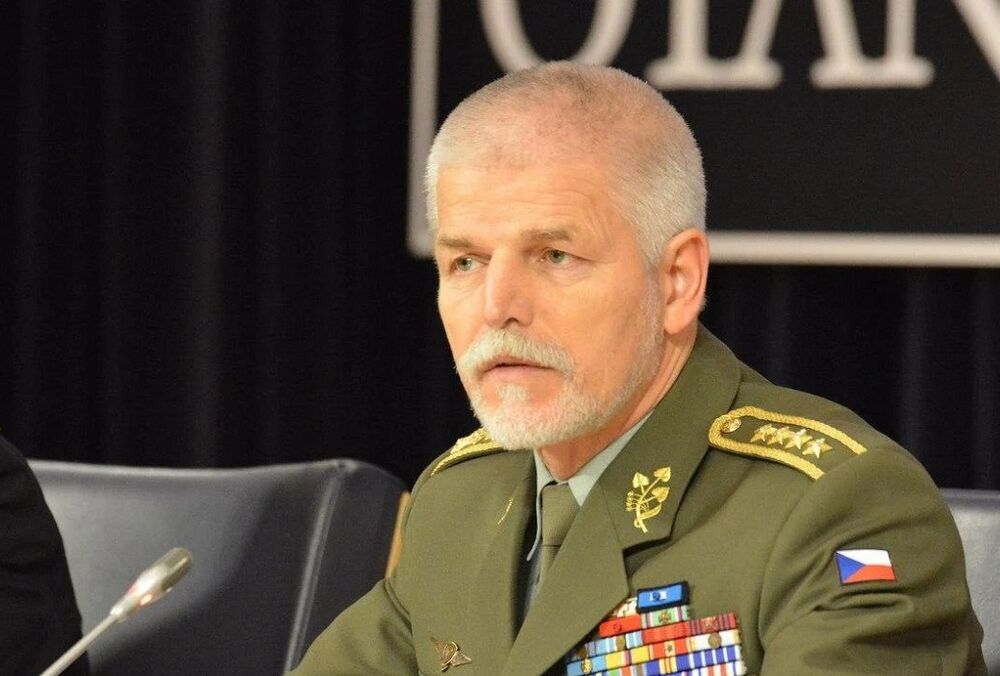 Петр Павел о взрыве Каховской ГЭС: это приведет к усложнению военных действий 