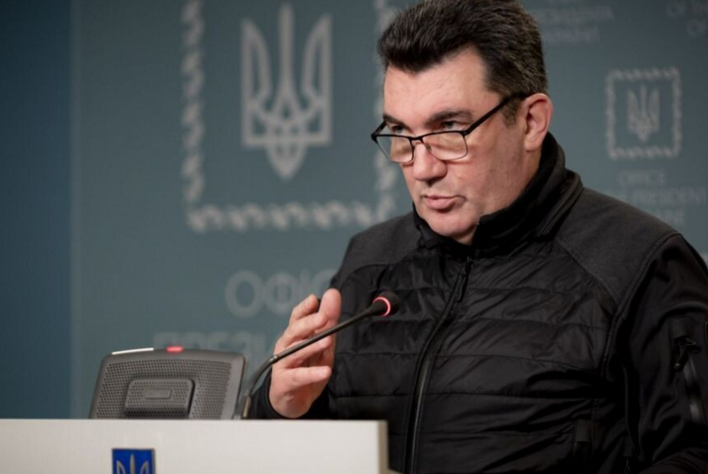 Это мы еще не начинали: Данилов прокомментировал удары по складам оккупантов