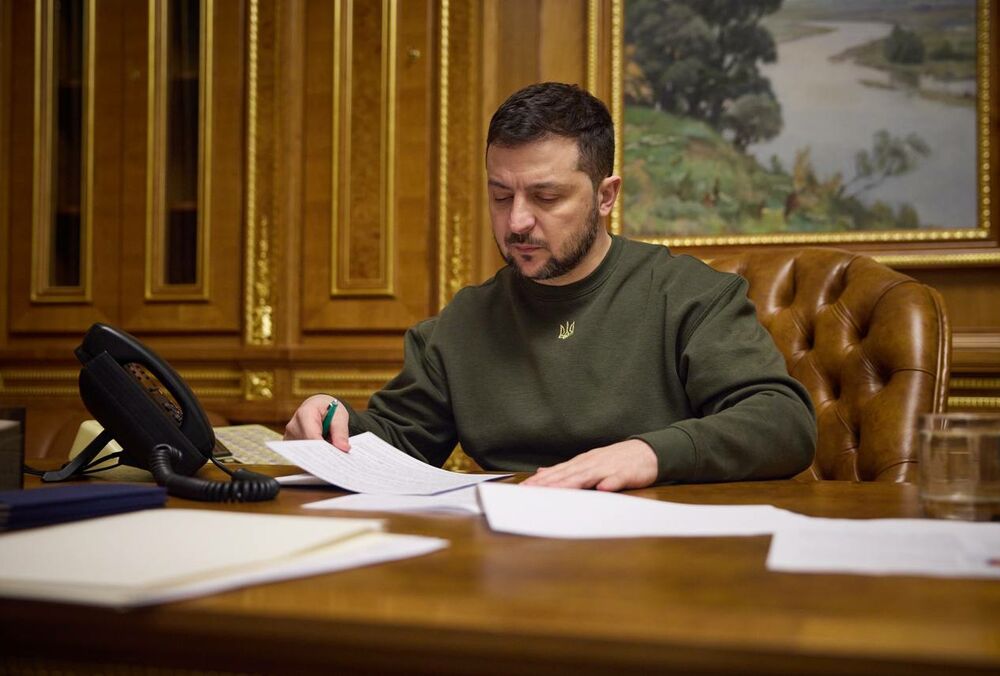 Для України знімають табу на постачання далекобійних ракет, - Зеленський