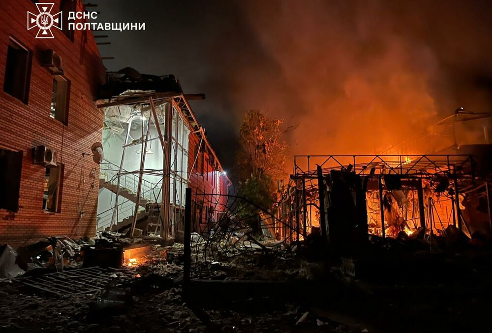 При обстреле Кременчуга пострадали 3 людей