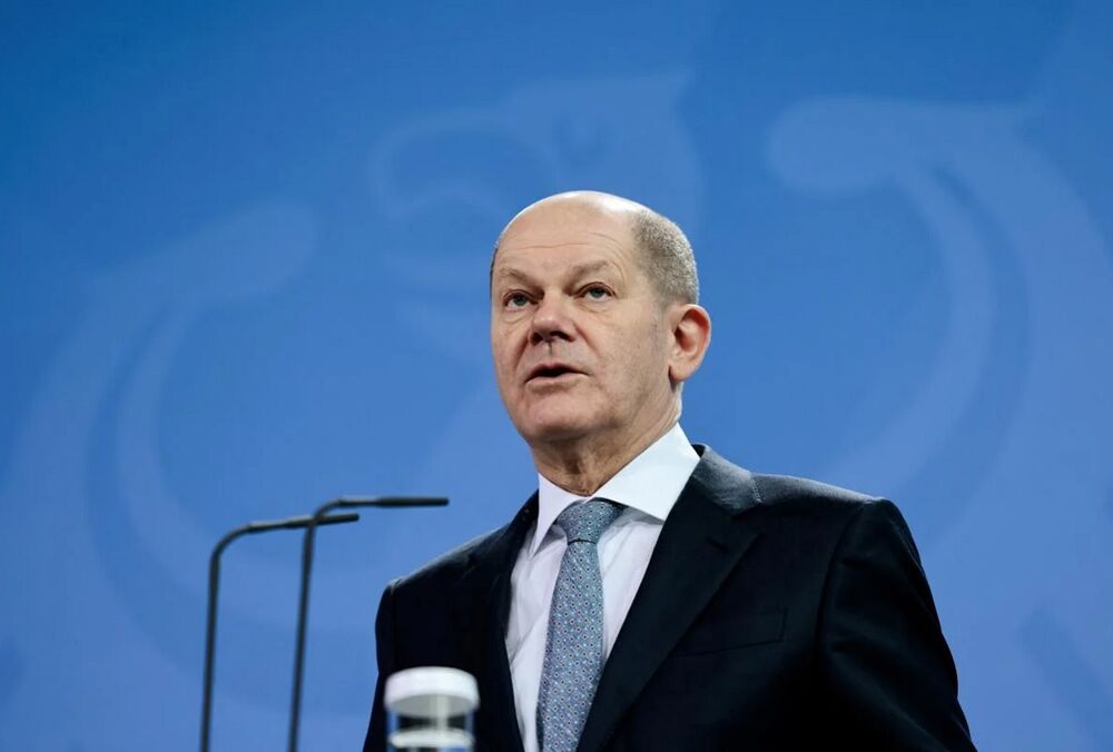 Шольц назвав нову причину повільного постачання Німеччиною зброї до України