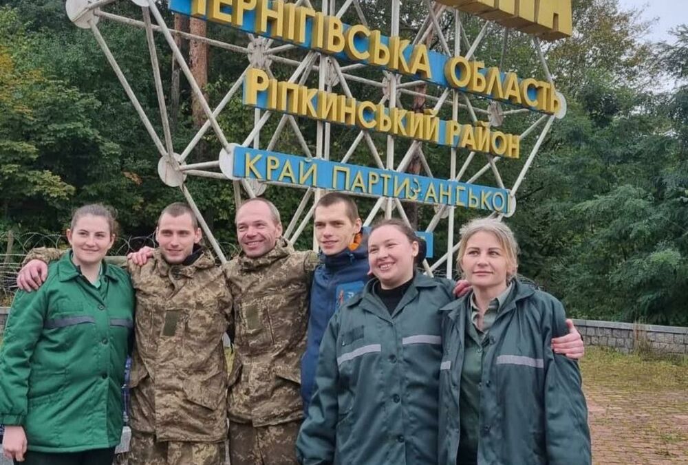 Украина вернула еще 6 человек из российского плена, 4 из них - защитники Мариуполя Украина вернула еще 6 человек из российского плена, 4 из них - защитники Мариуполя