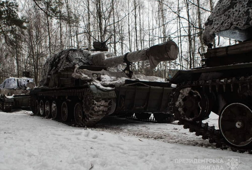 Военное положение и мобилизацию хотят продлить до мая