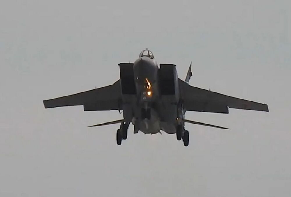 ”Гаюн”: в Россию отправились белорусские военные для подготовки на авиабазу МиГ-31К