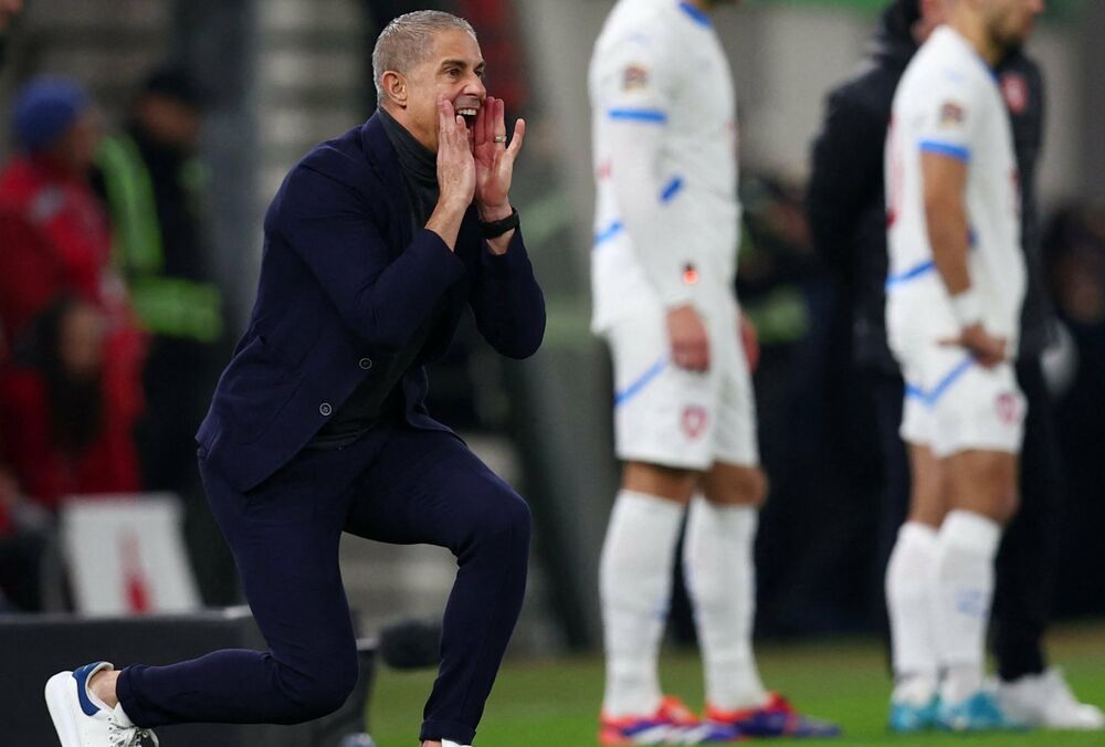 Тренер Албанії прокоментував поразку в матчі проти України