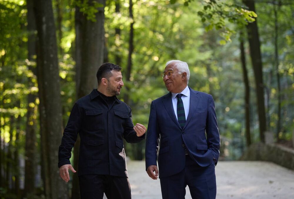 Зеленский в Ужгороде провел переговоры с Коштой