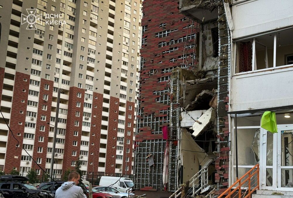 Стало известно об одной погибшей в результате удара по Киеву