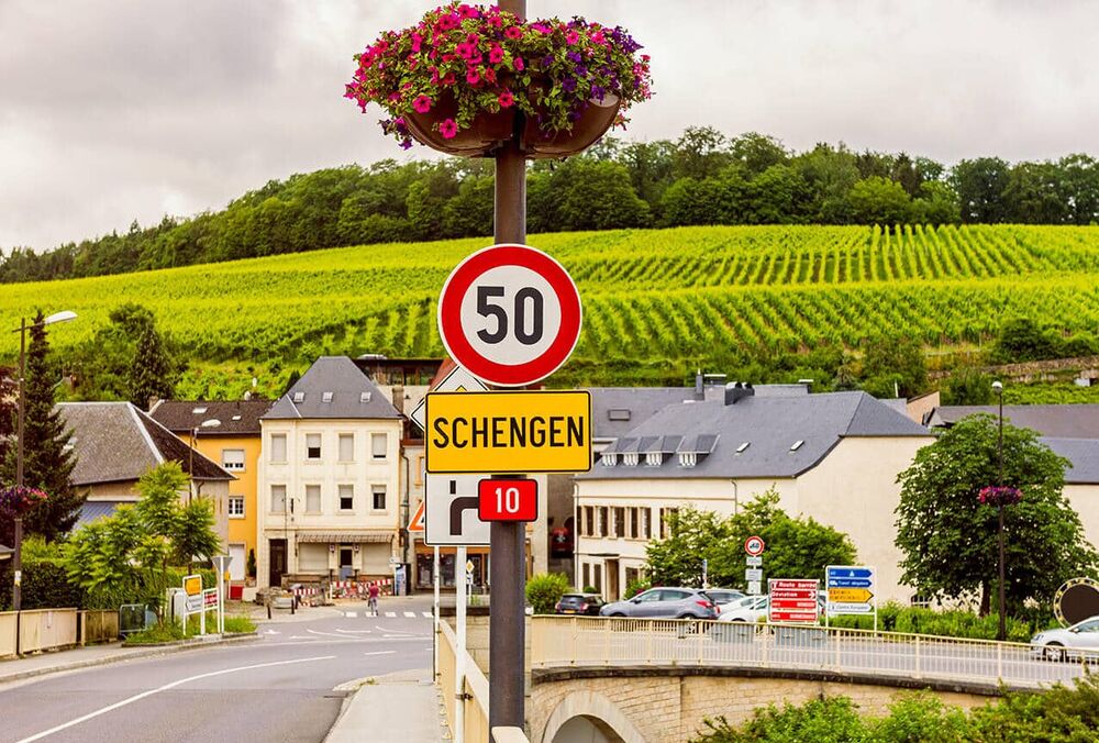 В Румынии заявили, что Шенгенская зона больше не функционирует