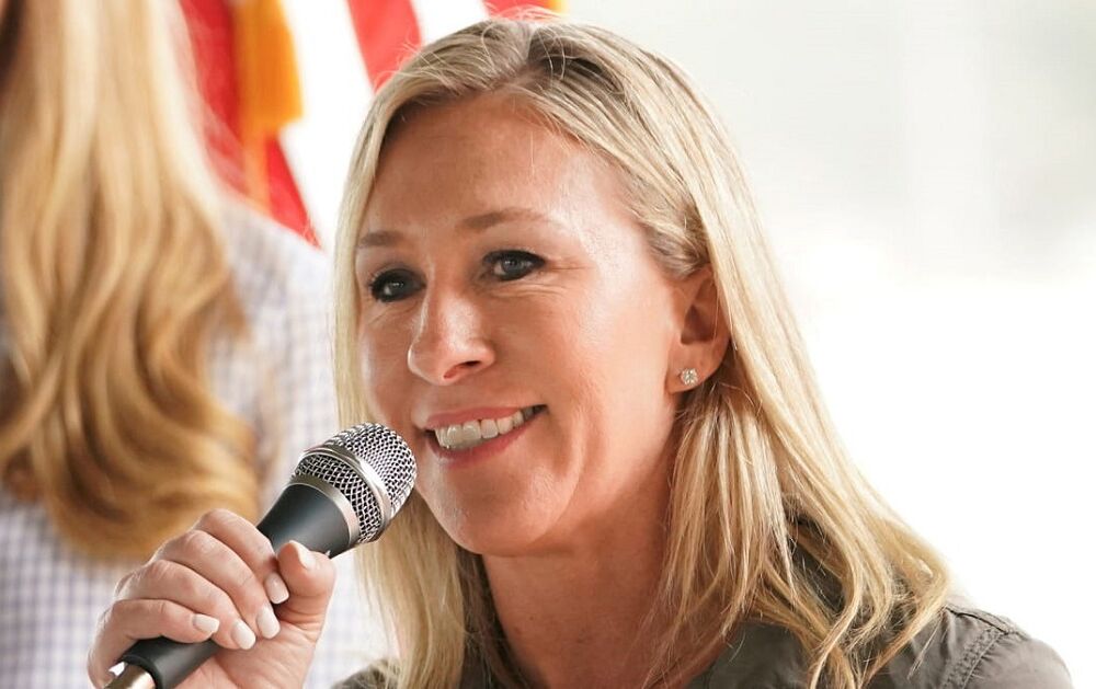 Twitter заблокировал страницу американской конгрессвумен за дезинформацию о вакцинах