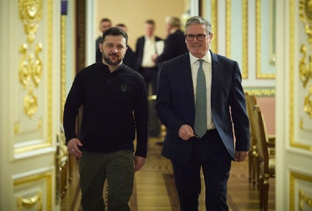Зеленський провів переговори зі Стармером