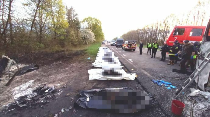 В жутком ДТП в Ровенской области погибли 26 человек 