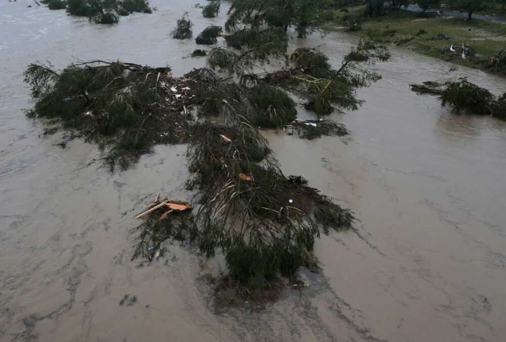 Через повінь у Техасі загинули більше сотні людей