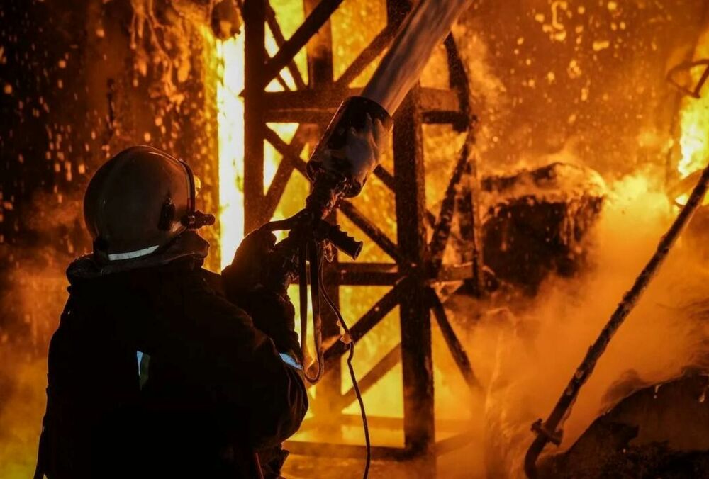 В Одессе ввели отключения света после ударов по энергообъектам В Одессе ввели отключения света после ударов по энергообъектам