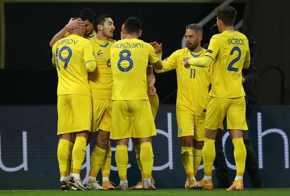 Матч Лиги наций Швейцария - Украина отменен: что может быть дальше