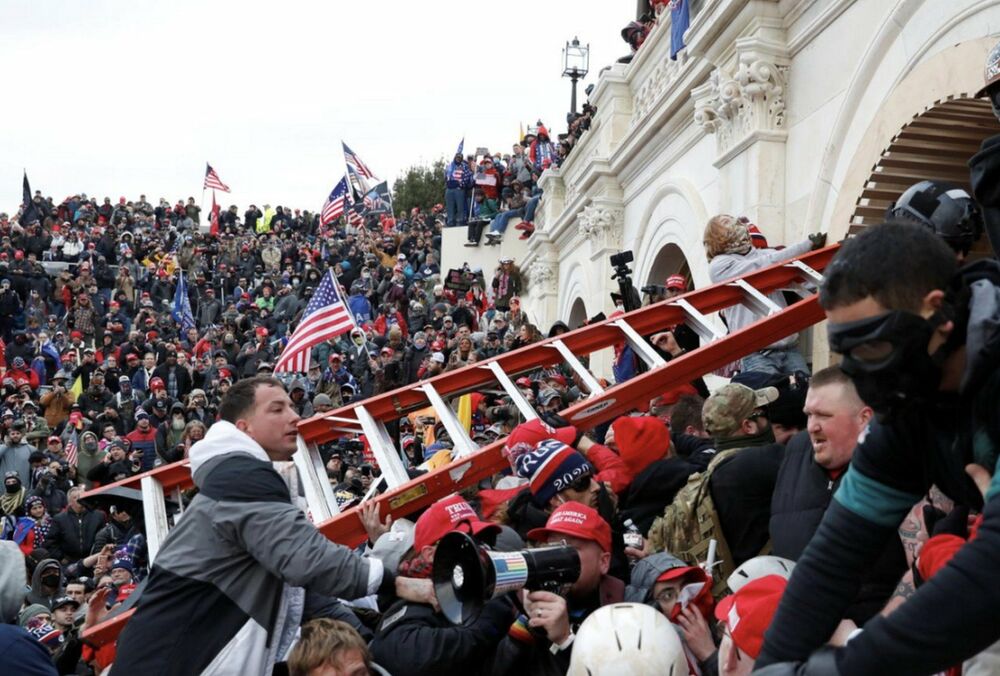 Трамп хотел штурмовать Капитолий вместе с протестующими
