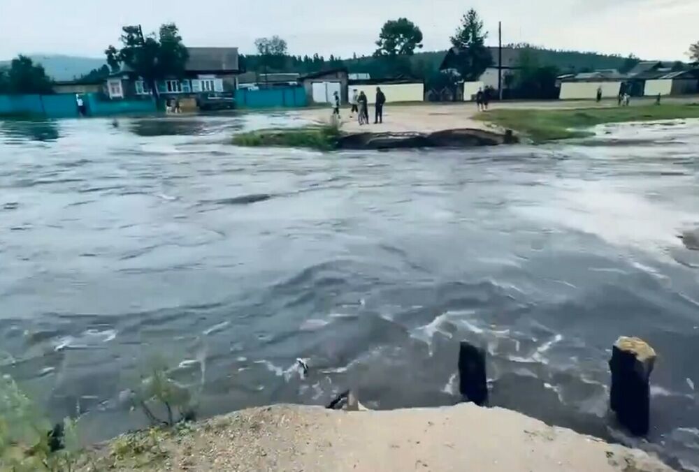 Бурятію затоплює через прорив дамби