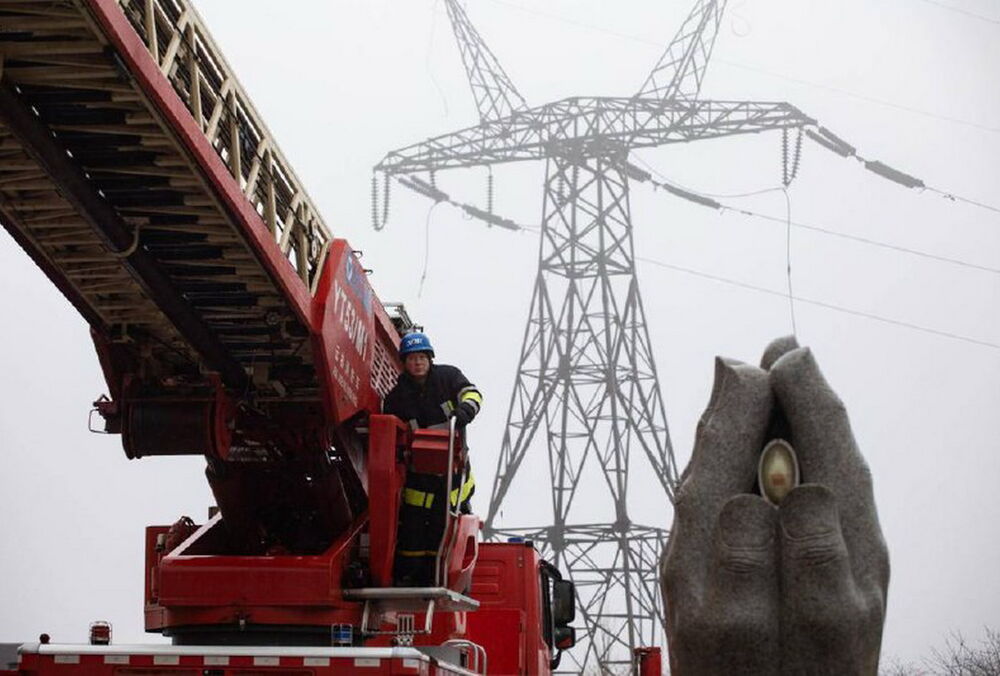 У Зеленського пообіцяли повернути в Одесі планові графіки відключень світла