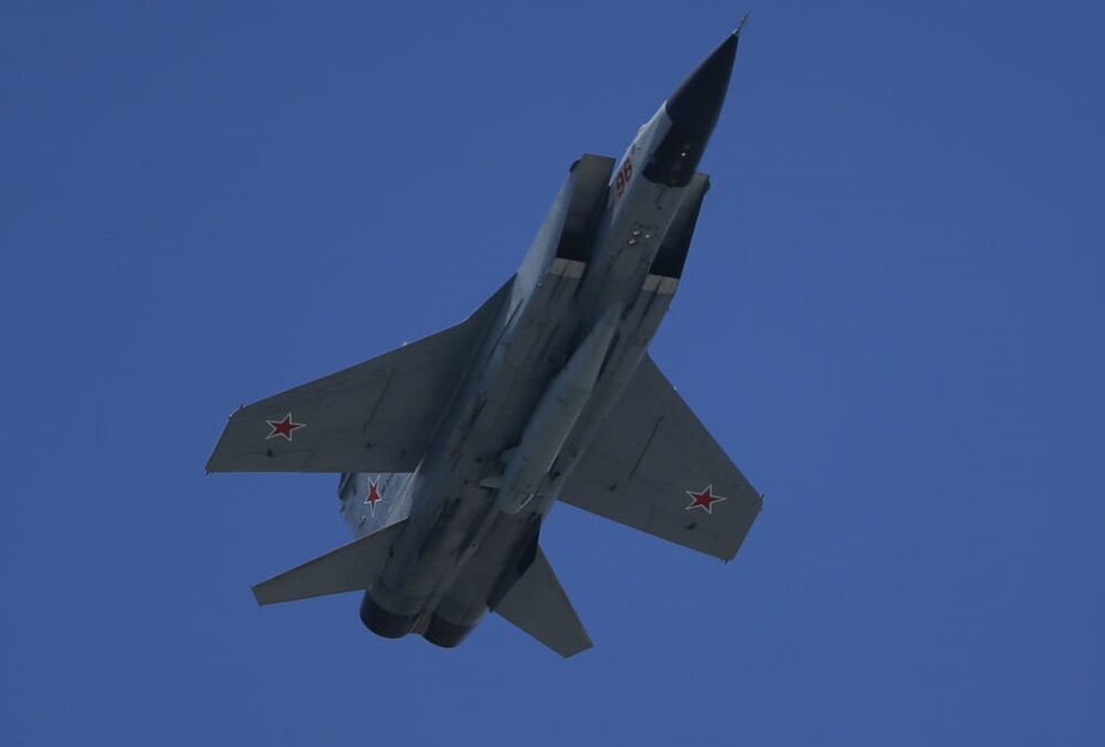 Эксперт объяснил, зачем россияне перебрасывают МиГ-31К в Беларусь