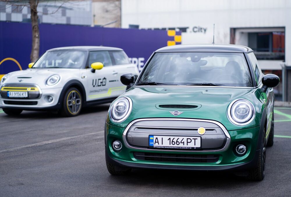 Инновационный парк UNIT.City и BMW и MINI Украина объявили о запуске пилотного проекта аренды электромобилей 