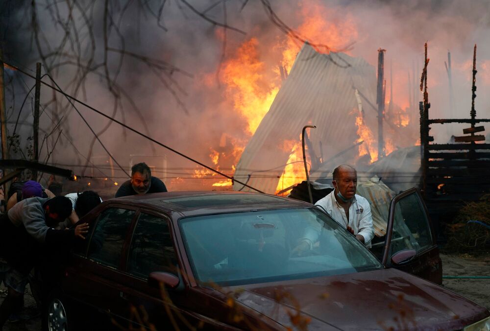 В Чили бушуют лесные пожары: количество погибших растет