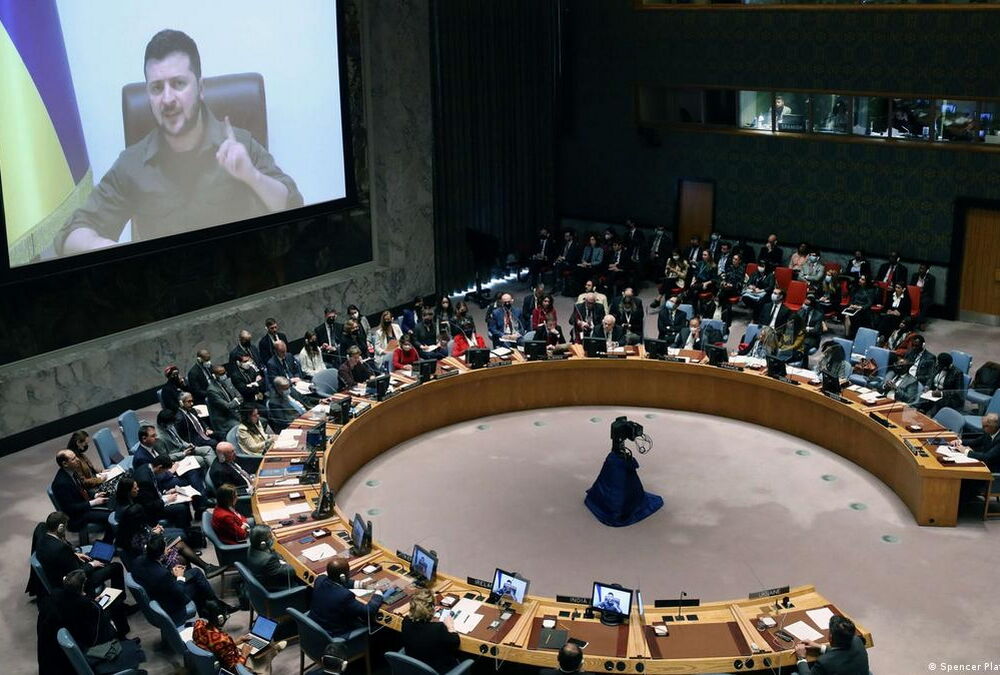 Іран та Північна Корея продовжують передавати Росії зброю