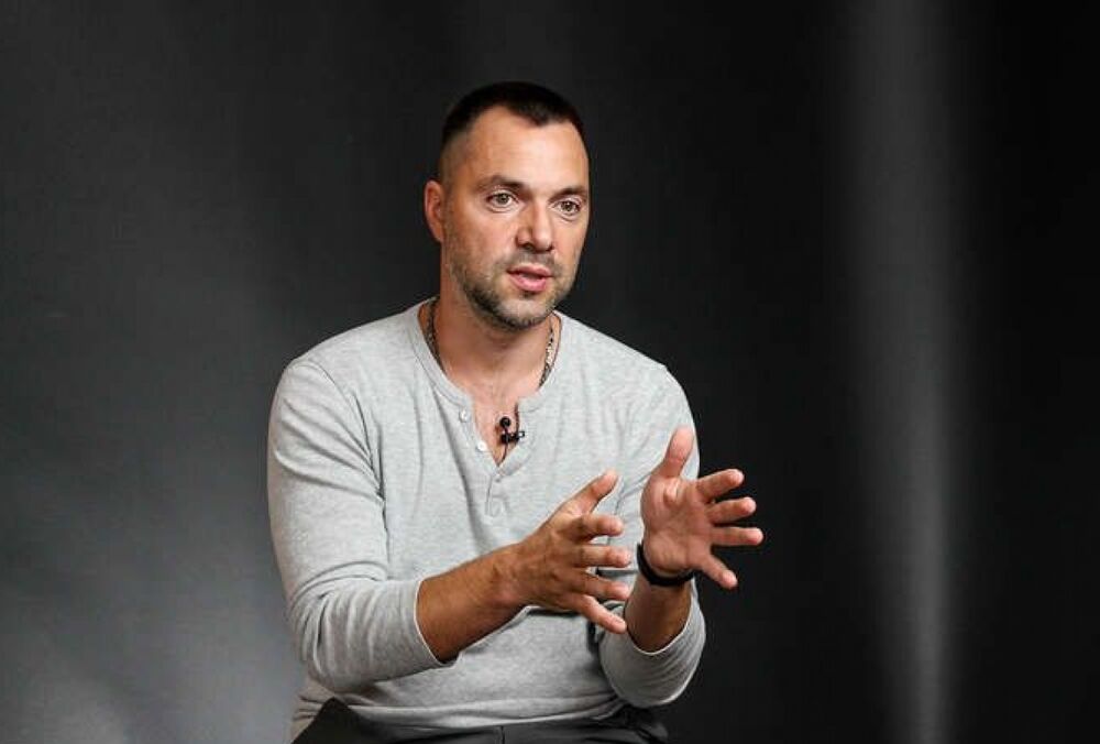  Арестович розповів, кого з жителів Донбасу чекає покарання за голосування до Держдуми РФ