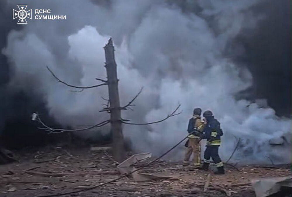 Прицільно по цивільній інфраструктурі: росіяни скинули КАБи на Сумську область