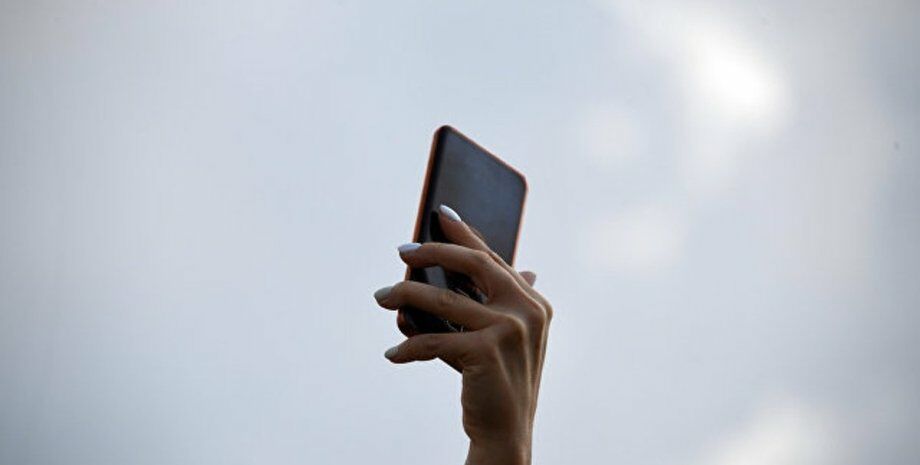 Окупанти в Херсонській та Запорізькій областях відключили інтернет та мобільний зв'язок