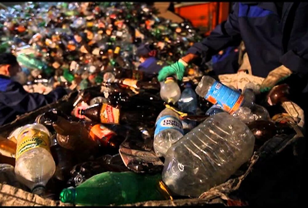 На ВДНГ в Києві розіб'ють город і почнуть приймати сміття на переробку