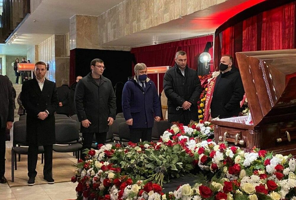 В Харькове прощаются с Геннадием Кернесом