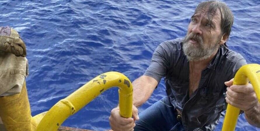 У США яхтсмен вижив після аварії корабля і двох днів у відкритому морі