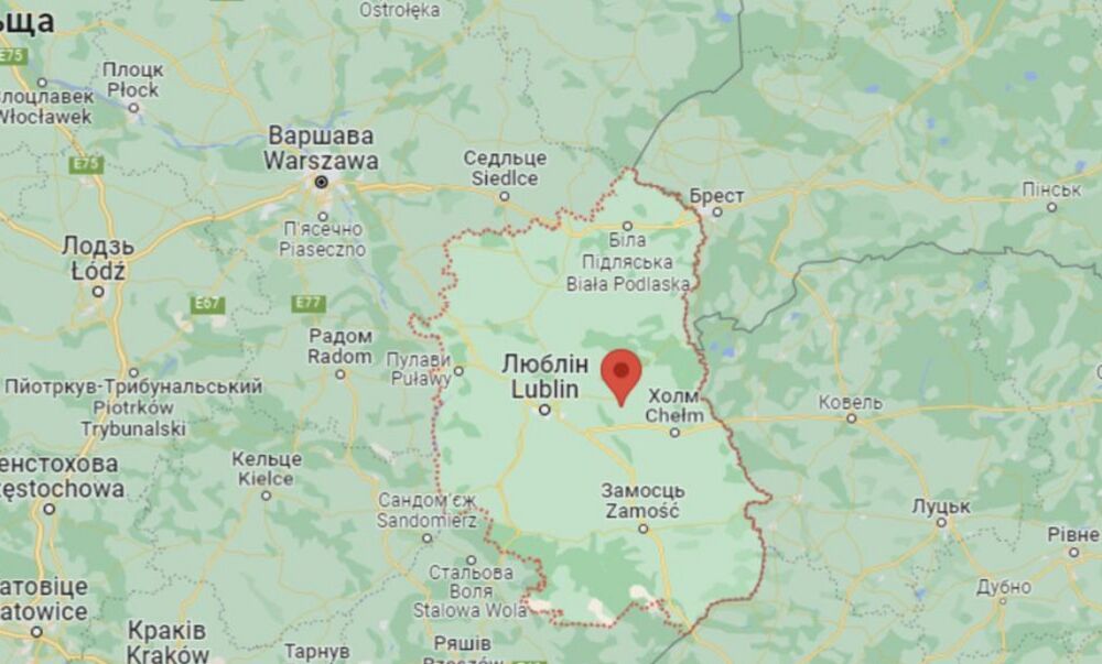 ЗМІ: літак НАТО відстежував ракету, яка впала до Польщі