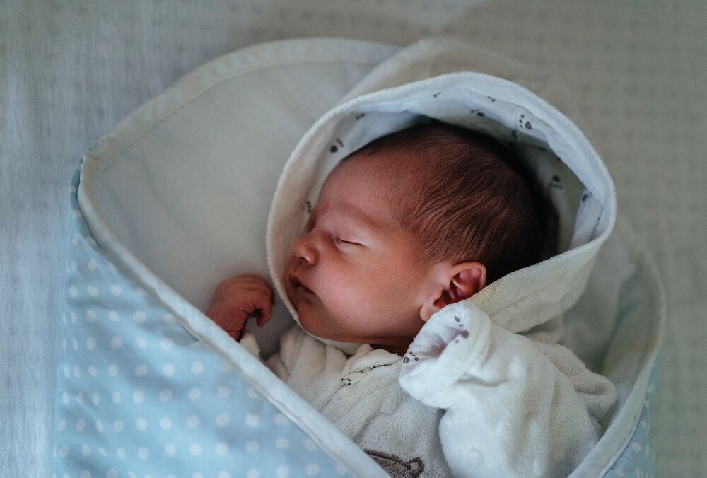 Уряд запускає послугу ”еМалятко”: реєстрація дитини і оформлення виплат онлайн на одному сайті