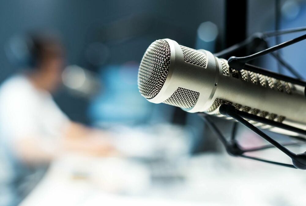 Російські радіостанції склали чорний список артистів і композиторів