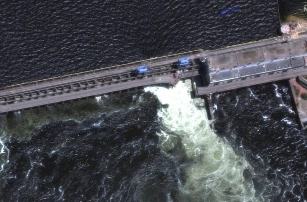 Очередное преступление и экоцид: Ермак прокомментировал подрыв оккупантами дамбы Каховской ГЭС