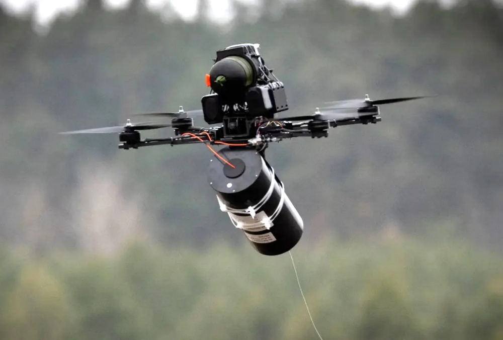 В жилой дом во Львовской области, вероятно, влетел FPV-дрон: полиция открыла дело по статье покушение