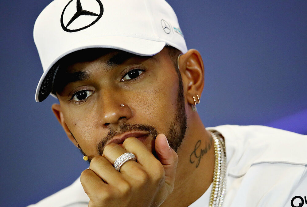 Семикратный чемпион ”Формулы-1” не сможет стать рыцарем