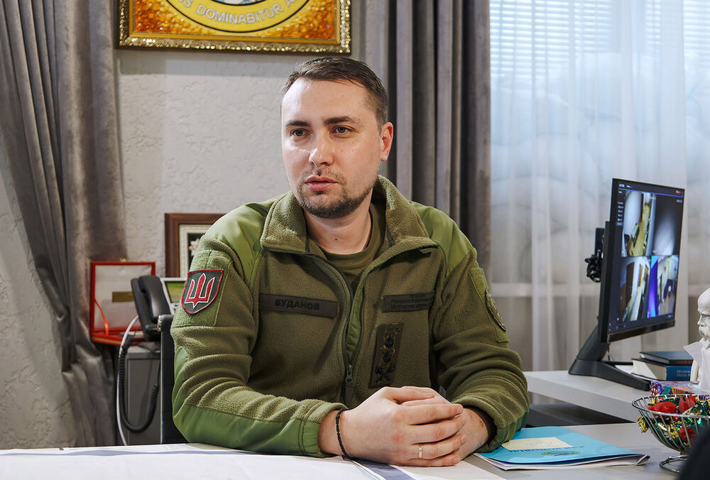 ”Мы идем к вам!”: в Крыму на радиостанциях запустили обращение Буданова (видео)