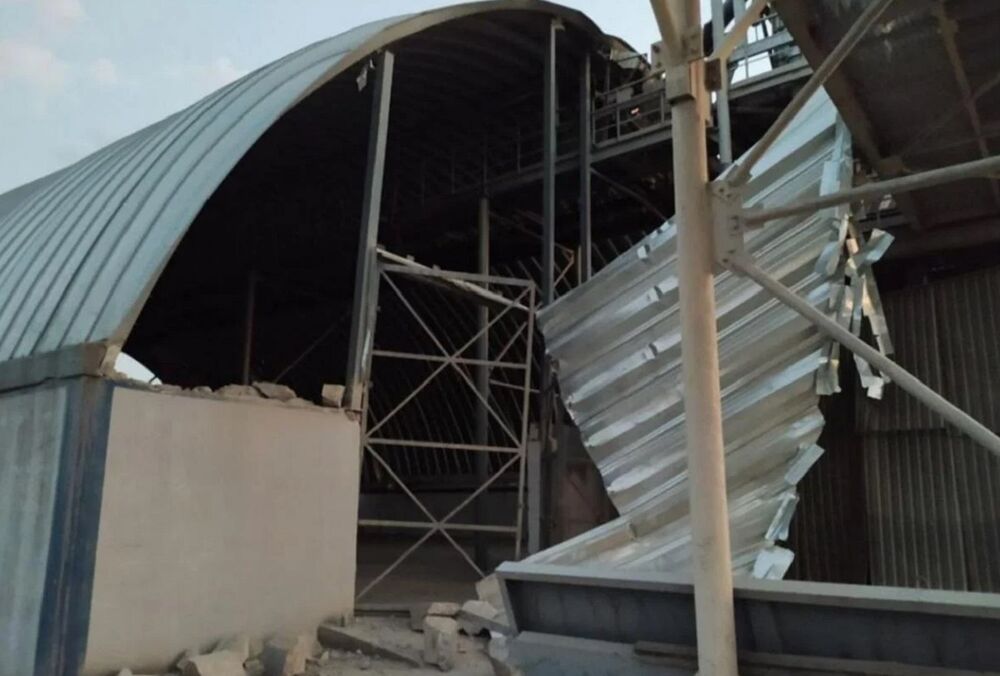 Росіяни атакували Одеську область ”Шахедами”: є влучення в зерносховище