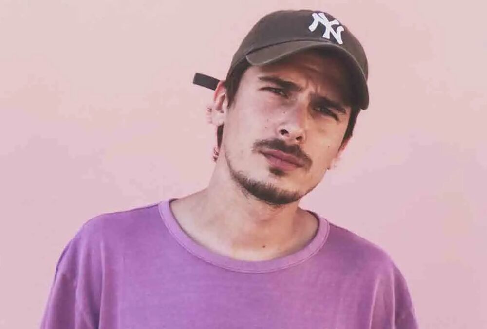 Позитив відверто розповів про свою алкогольну залежність