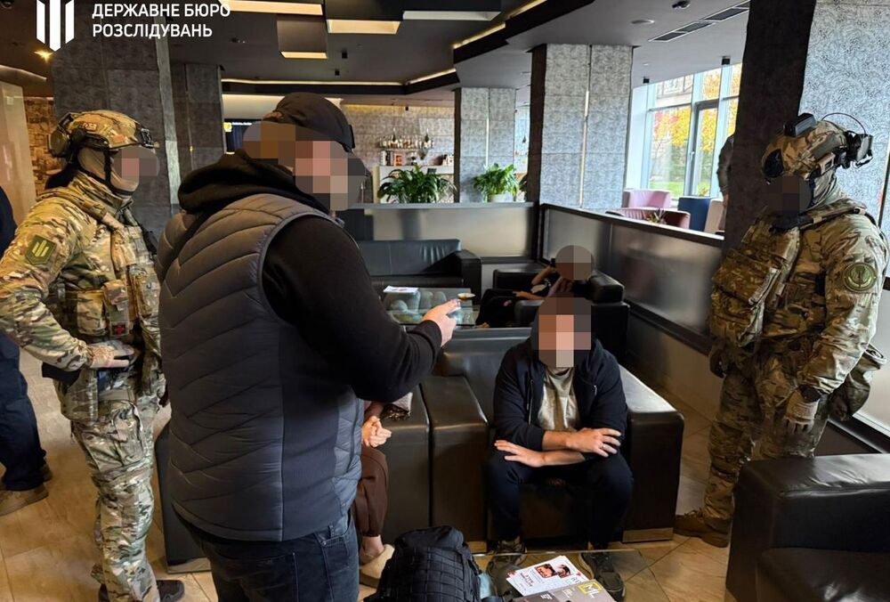 У ДБР підтвердили арешт екс-глави ”Укренерго” та львівського бізнесмена: привласнили десятки мільйонів У ДБР підтвердили арешт екс-глави ”Укренерго” та львівського бізнесмена: привласнили десятки мільйонів