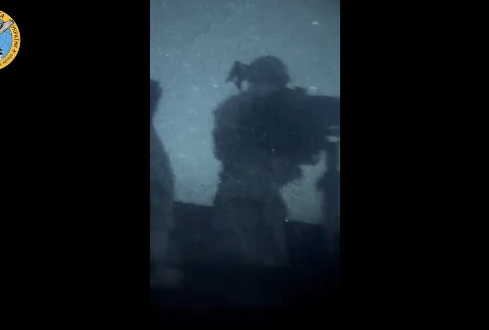 В ГУР показали видео высадки в Крыму 