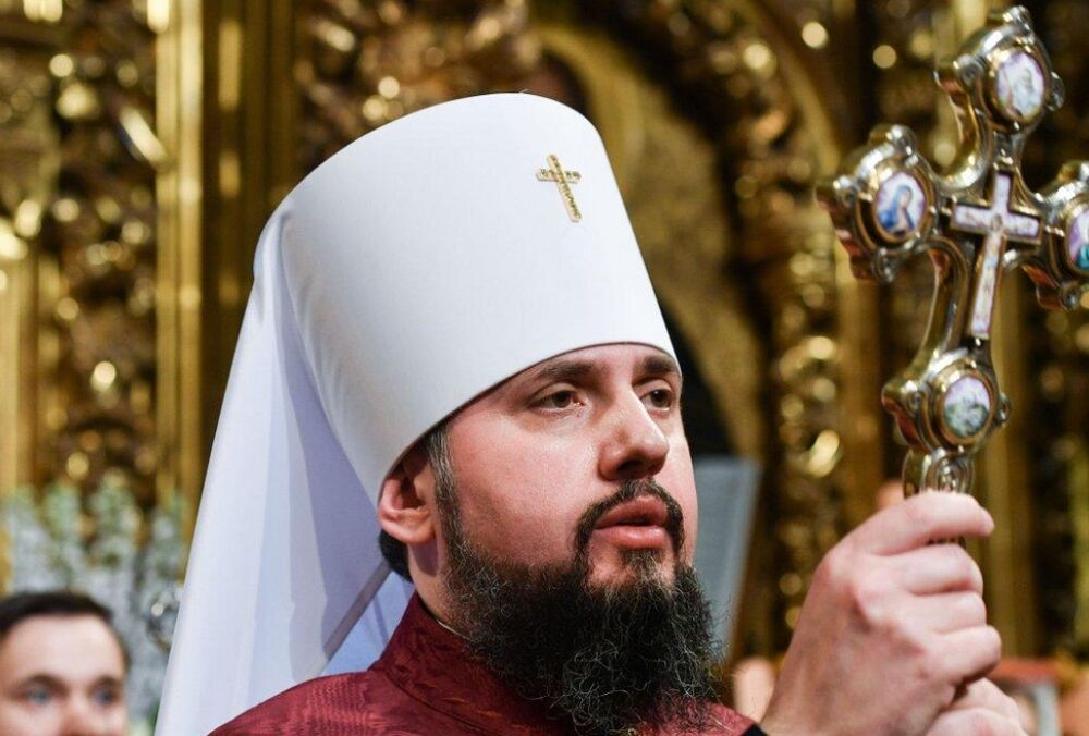 Під час служби в Лаврі Єпіфаній згадав про війну та українських захисників