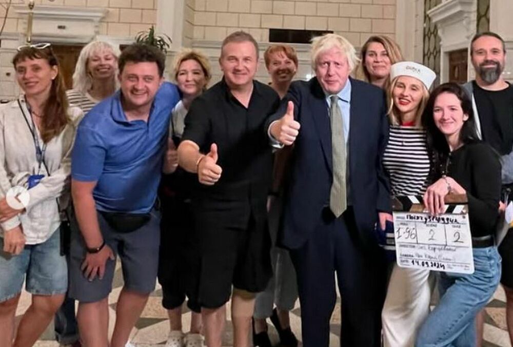 Борис Джонсон снялся в украинской комедии 