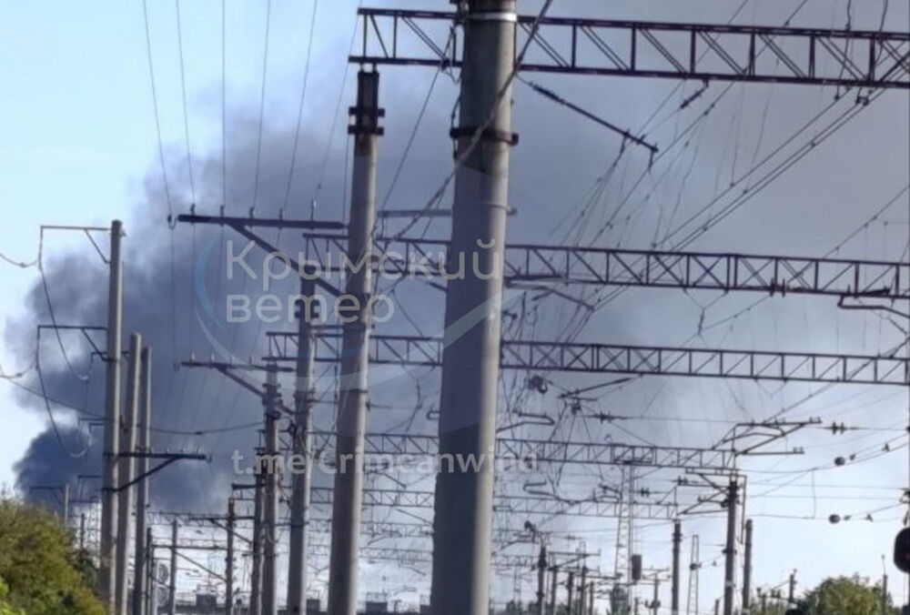 В Крыму, вероятно, прилеты по железнодорожной инфраструктуре в Красногвардейском и Джанкое В Крыму, вероятно, прилеты по железнодорожной инфраструктуре в Красногвардейском и Джанкое